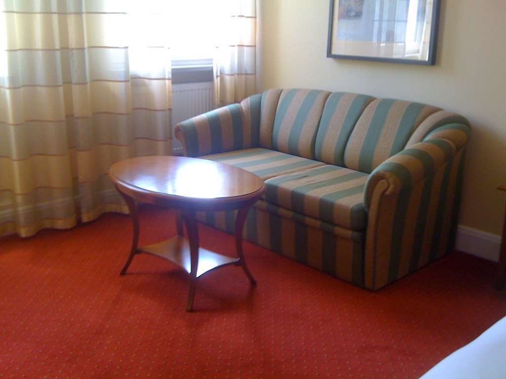 Hotel Moosburger Hof Pfaffenhofen an der Ilm Room photo